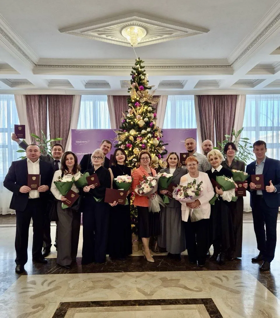 16 декабря в Правительстве Новосибирской области прошла церемония вручения дипломов выпускникам Президентской программы.